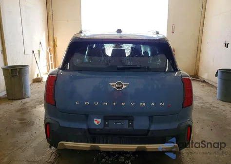 2025 Mini Countryman S All4 from USA, damaged, VIN WMZ23GA02S7T08904